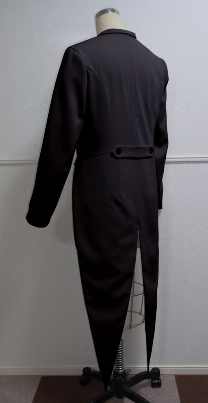 燕尾服 黒執事 コスプレ衣装 タキシードの写真